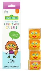 JULIA GLO PALS , 4 KOSTKI i sensoryczne świecące w wodzie - zabawka kąpielowa  - ULICA SEZAMKOWA