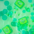 NOWY Glo Pals, Kostki sensoryczne świecące w wodzie Pippa - zabawka kąpielowa, kolor zielony