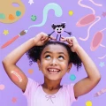 NOWY Glo Pals, Postać do kąpieli Lumi - zestaw z dwiema kostkami sensorycznymi świecącymi w wodzie