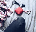 3060-etui_red_czerwony_lullalove_lifestyle.jpg